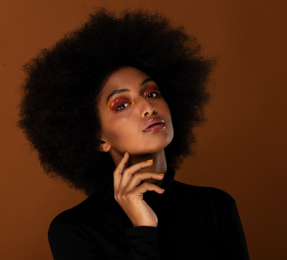 photo_6080214678316894195_y